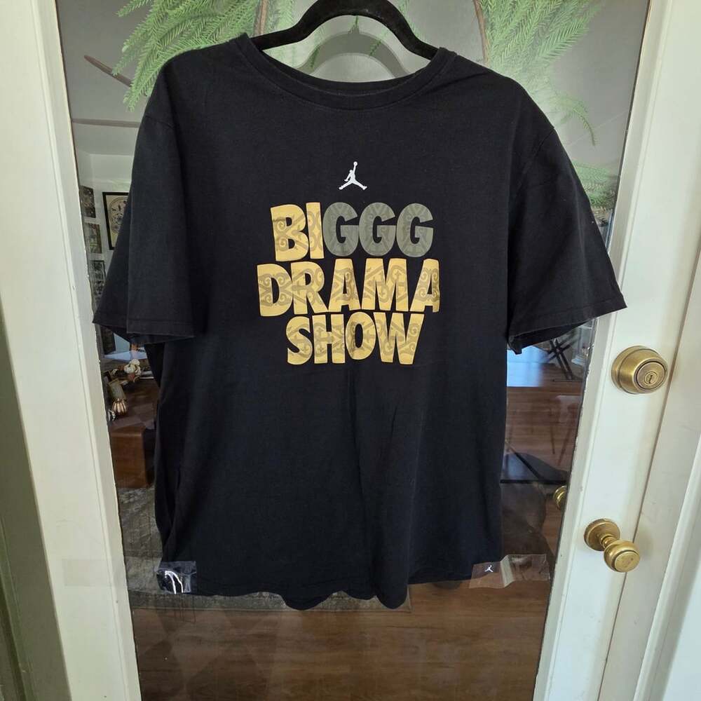 Jordan Bigg Drama Show T-Shirt Size XL Black